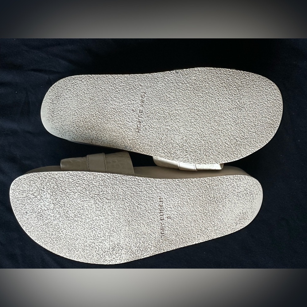 Tory Burch Carson Women's Beige Croc-Embossed Slide Sandals size 9 - Picture 12 of 16